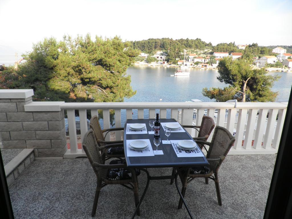 Apartments Holiday Lumbarda Zewnętrze zdjęcie